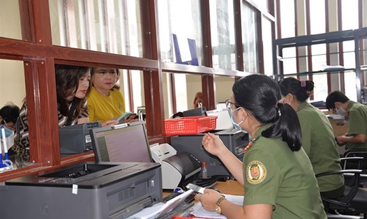 Bộ Công an đã công bố thủ tục hành chính mới được sửa đổi, bổ sung trong lĩnh vực quản lý xuất nhập cảnh có hiệu lực từ ngày 9.8. Ảnh: Bộ Công an