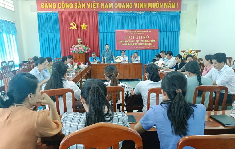 Scene of the seminar on the specialized topic of law on anti-corruption and negative phenomena in 2024. Photo: Thanh Nhặn