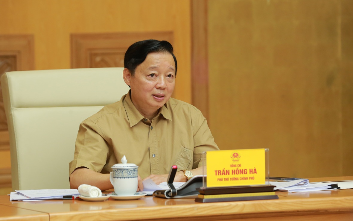 Phó Thủ tướng Chính phủ Trần Hồng Hà yêu cầu xử lý dứt điểm các dự án, đất đai sai phạm trong kết luận thanh tra để khơi thông nguồn lực phát triển. Ảnh: Minh Khôi
