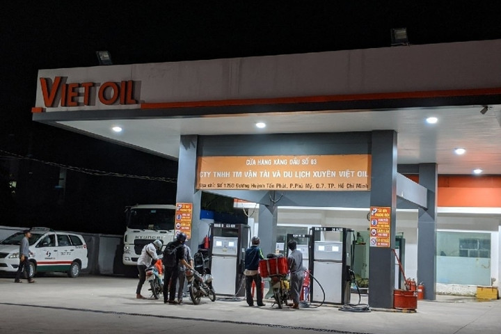 A gas station of Xuyen Viet Oil. Photo: Nguyen Tung