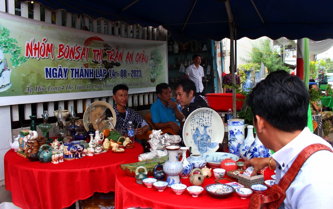 The display corner of the home team in Chau Thanh district, An Giang. Photo: Luc Tung