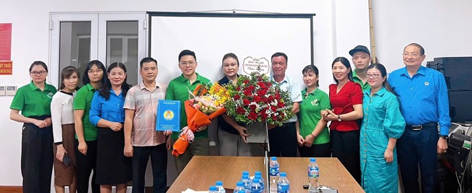 52 người lao động trở thành đoàn viên Công đoàn dịp 2.9
