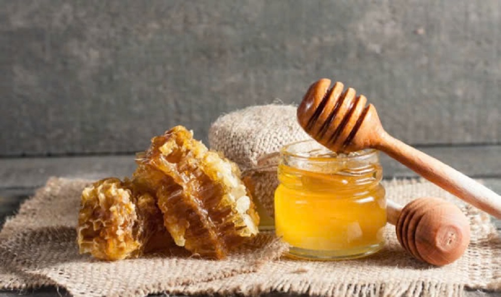 Use beeswax for healthy skin. Photo credit: Shutterstock