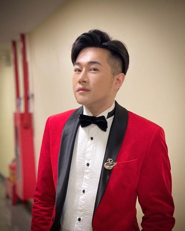 Singer Minh Quan decided to remove most of his stomach to aid in weight loss. Photo: Facebook character