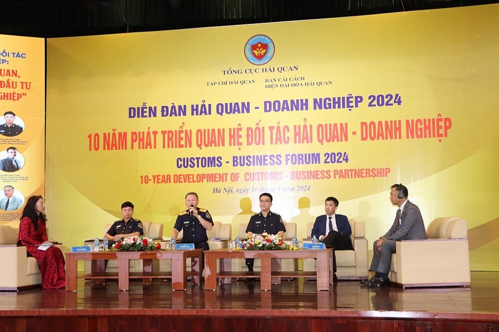  Quang cảnh Diễn đàn Hải quan - Doanh nghiệp 2024. Ảnh: Thái Bình