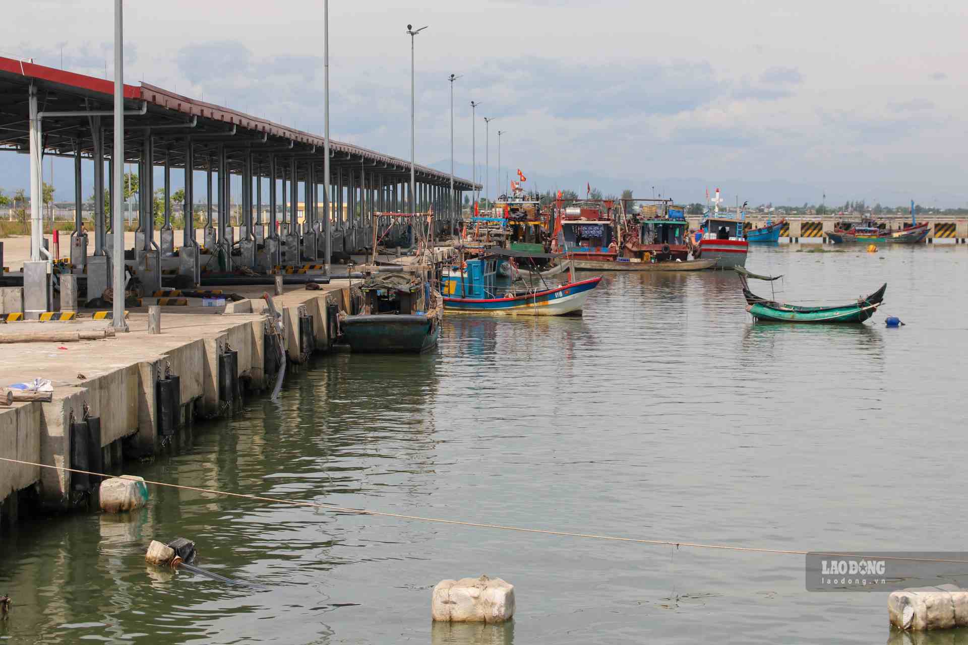 This component project has a total investment of 220 billion VND, invested by the Department of Agriculture and Rural Development of Thua Thien Hue province, started construction in 2019 and is expected to be completed in 2021.