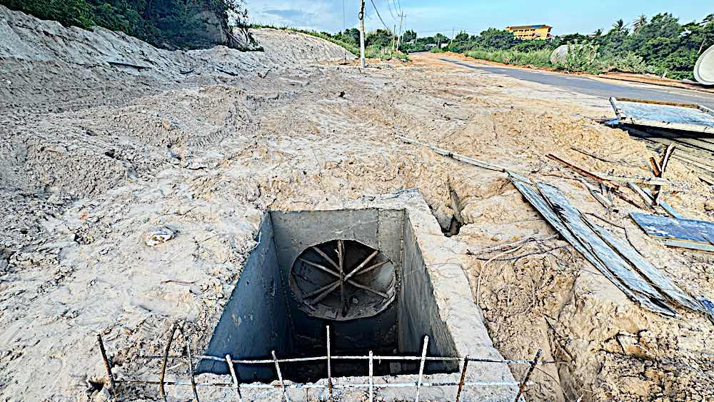 A manhole on a sewer. Photo: Duy Tuan