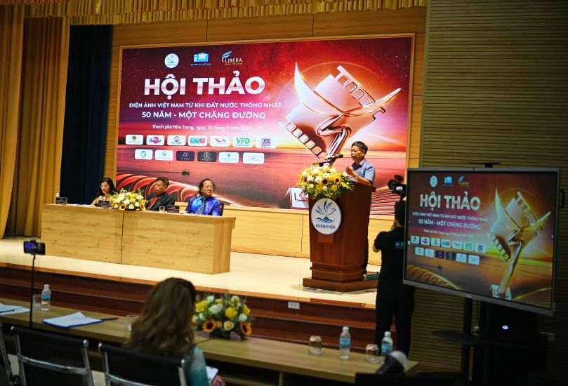 GS.TS Trần Thanh Hiệp phát biểu tại hội thảo. Ảnh: Việt Văn