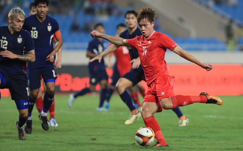 Đội tuyển Việt Nam thua 1-2 ở trận giao hữu với tuyển Thái Lan. Ảnh: Minh Dân