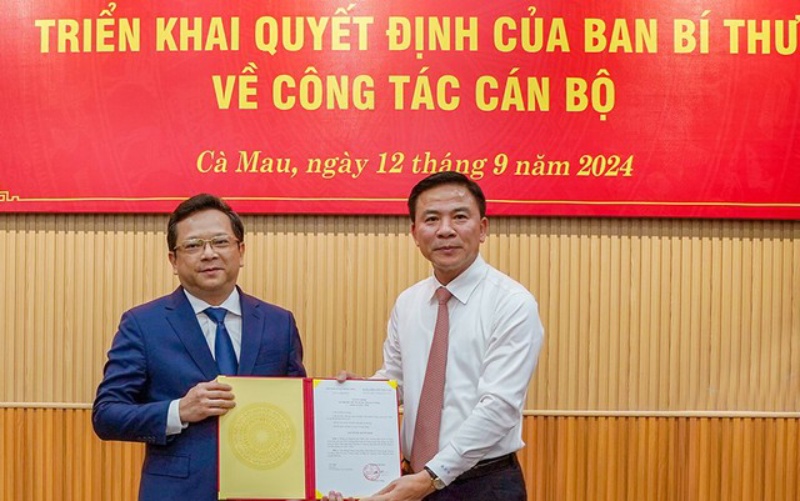 Ban Bí thư điều động, chỉ định Phó Trưởng Ban Kinh tế Trung ương giữ chức Phó Bí thư Tỉnh ủy Cà Mau. Ảnh: VGP