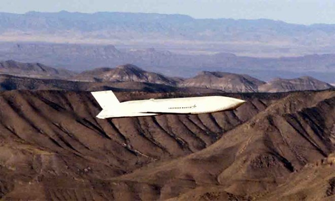 Tên lửa hành trình JASSM nằm trong gói viện trợ vũ khí của Mỹ cho Ukraina. Ảnh: Không quân Mỹ