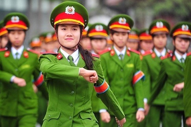 Bộ Công an đã trả lời về chế độ chính sách đối với nữ Trung tá CAND xin thôi phục vụ trước hạn tuổi. Ảnh minh họa: Bộ Công an