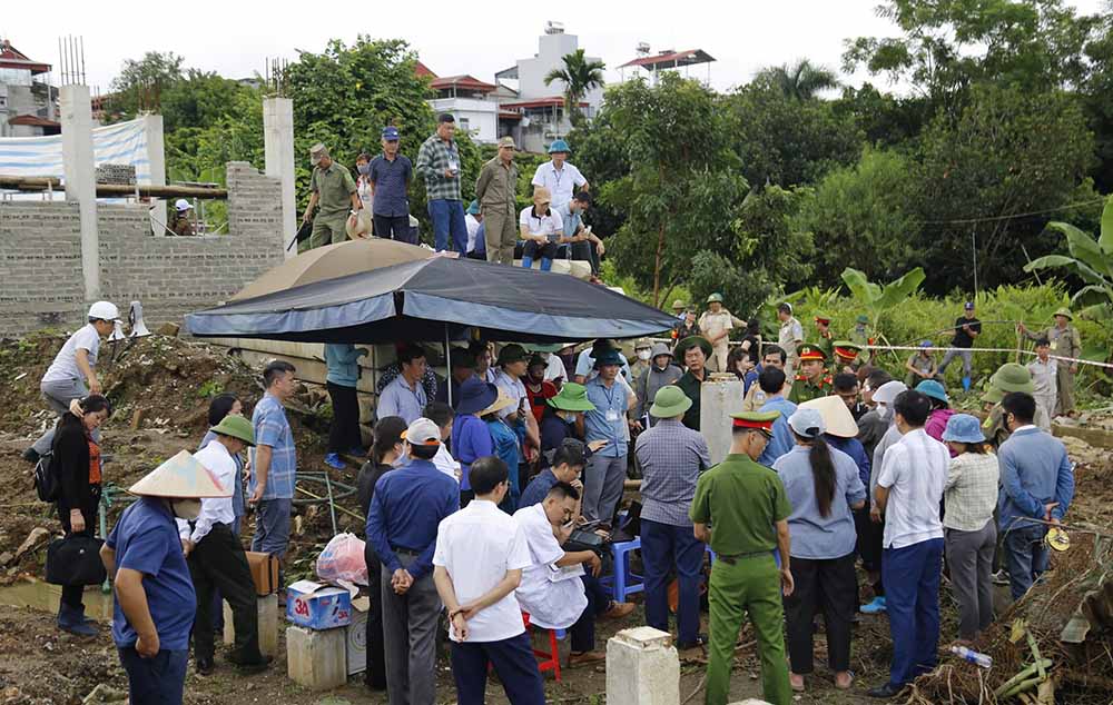 Hiện trường vụ cưỡng chế thu hồi gần 500m² đất phi nông nghiệp tại TP Điện Biên Phủ, tỉnh Điện Biên. Ảnh: Quang Đạt