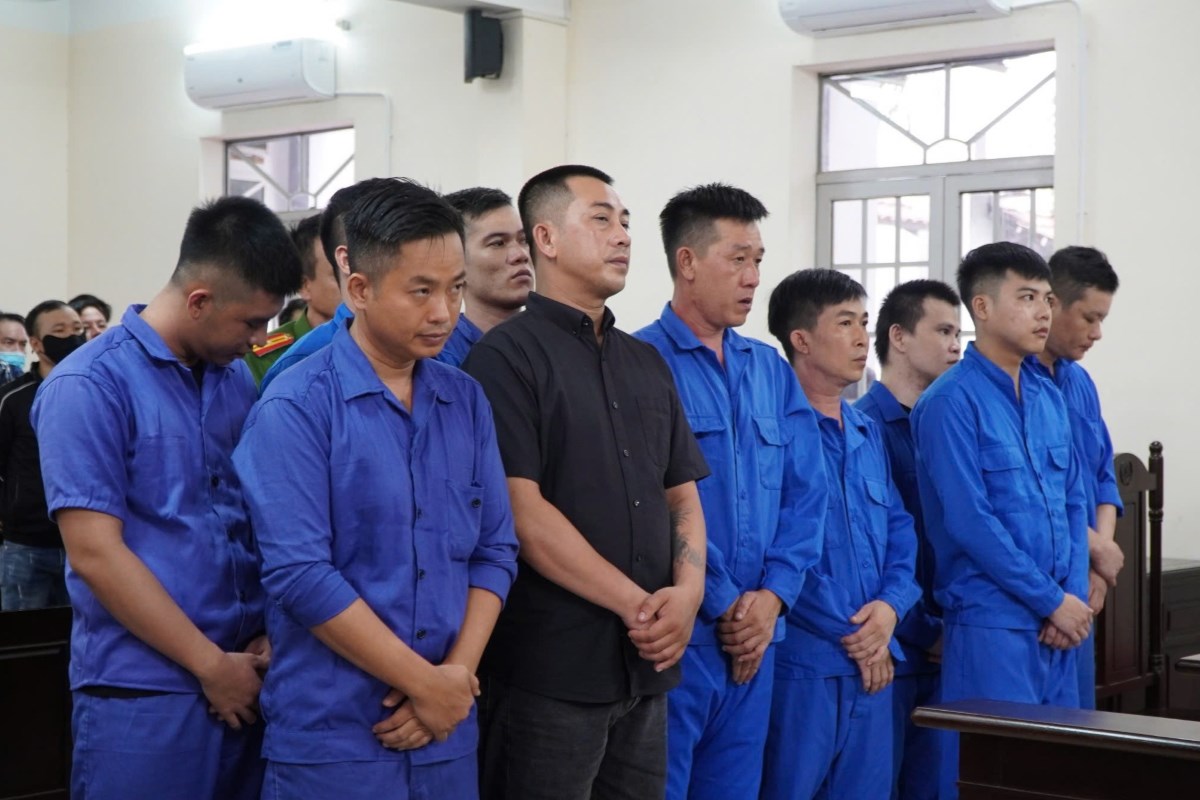 Phiên tòa xét xử 10 đối tượng với 4 tội danh, trong đó 1 đối tượng bị cáo buộc phạm tội "Giết người". Ảnh: Thành An