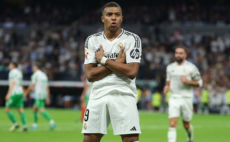 Mbappe từng rất gần với việc chuyển đến Liverpool.  Ảnh: AFP