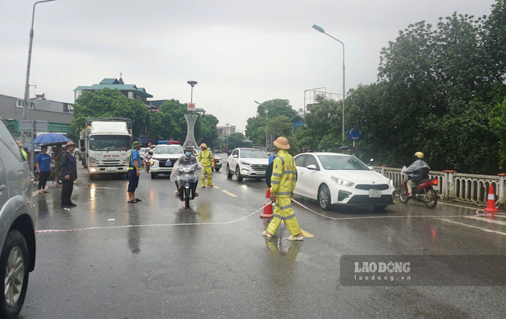 Yên Bái thông tin về tình hình lưu thông các tuyến đường trong thiên tai. Ảnh: Bảo Nguyên