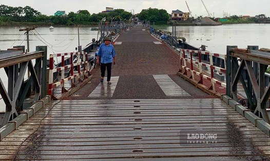 Cầu phao Ninh Cường - Nam Định. Ảnh: Lương Hà