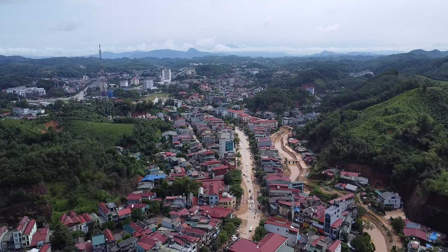 TP Yên Bái đón những ánh nắng đầu tiên sau cơn đại hồng thủy