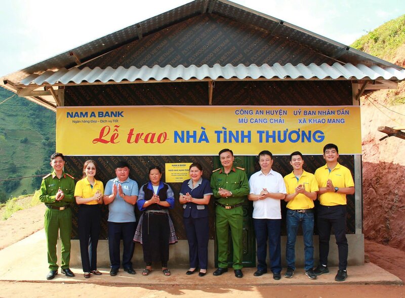 Nam A Bank đã dành hàng trăm tỷ đồng triển khai nhiều chương trình, dự án hướng đến cộng đồng mang ý nghĩa thiết thực trên khắp cả nước. Ảnh: Nam A Bank