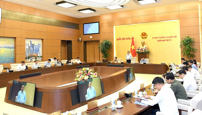 Phát biểu tại phiên họp thứ 37, Chủ tịch Quốc hội Trần Thanh Mẫn nói có thể làm việc ngày đêm để thẩm tra các dự án luật. Ảnh: Quochoi.vn