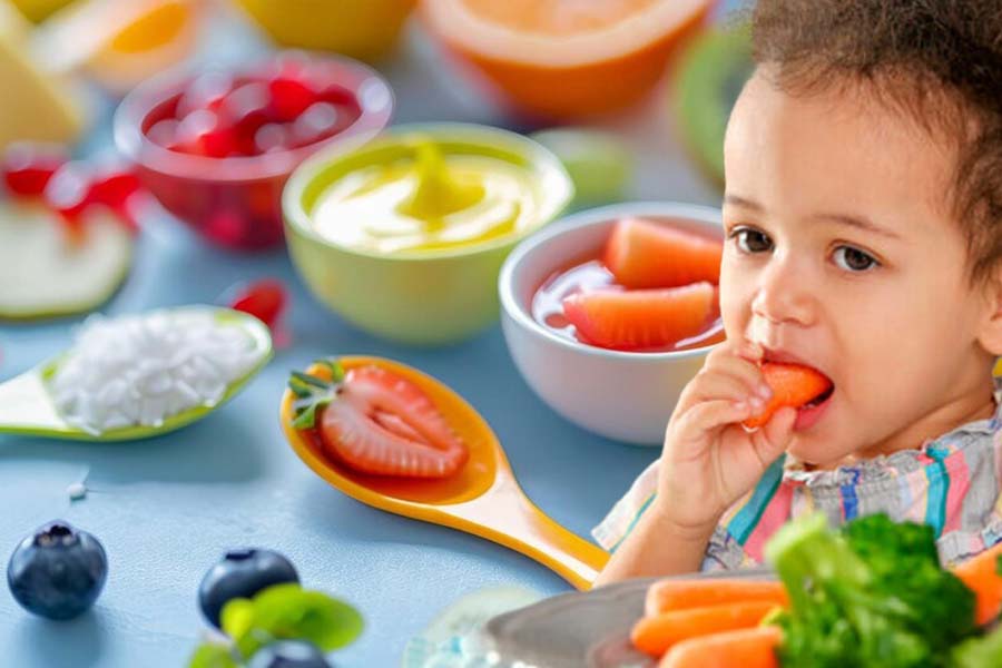 Cách đảm bảo thức ăn của trẻ nhỏ được đẩy đủ dinh dưỡng. Đồ hoạ: Thiện Nhân