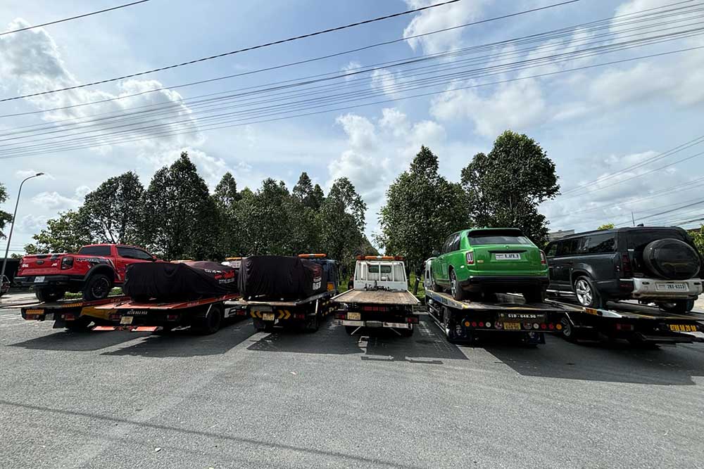 Dàn siêu xe của các thành viên Campuchia đã đến Việt Nam. Ảnh: Supercar In Vietnam