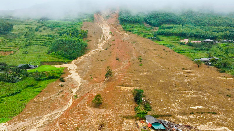 Tren dia ban huyen Nguyen Binh nhung ngay qua xay ra rat nhieu vu sat lo. Anh: Cong an Cao Bang.