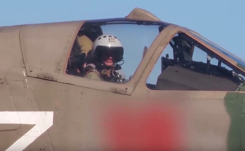 Máy bay Su-25 của Nga tấn công các mục tiêu của Ukraina. Ảnh cắt từ video Bộ Quốc phòng Nga