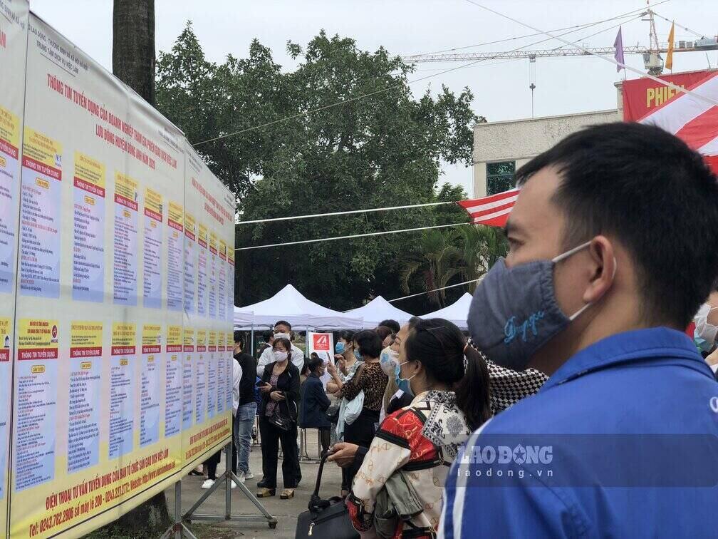 Lao động ngoài 30 tuổi liệu có còn khó xin việc? Ảnh minh họa: Minh Hương