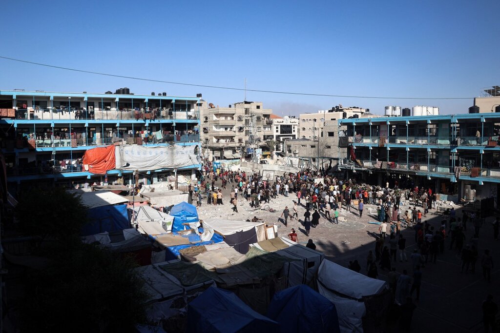 6 nhân viên của cơ quan Liên Hợp Quốc về người tị nạn Palestine UNRWA thiệt mạng trong cuộc không kích trường học ở Gaza do Israel thực hiện ngày 11.9. Ảnh: AFP