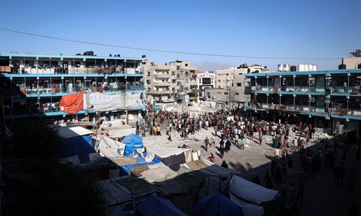 6 nhân viên của cơ quan Liên Hợp Quốc về người tị nạn Palestine UNRWA thiệt mạng trong cuộc không kích trường học ở Gaza do Israel thực hiện ngày 11.9. Ảnh: AFP