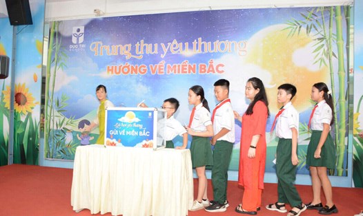 Chương trình "Trung thu yêu thương - Hướng về miền Bắc". Ảnh: Mai Hương