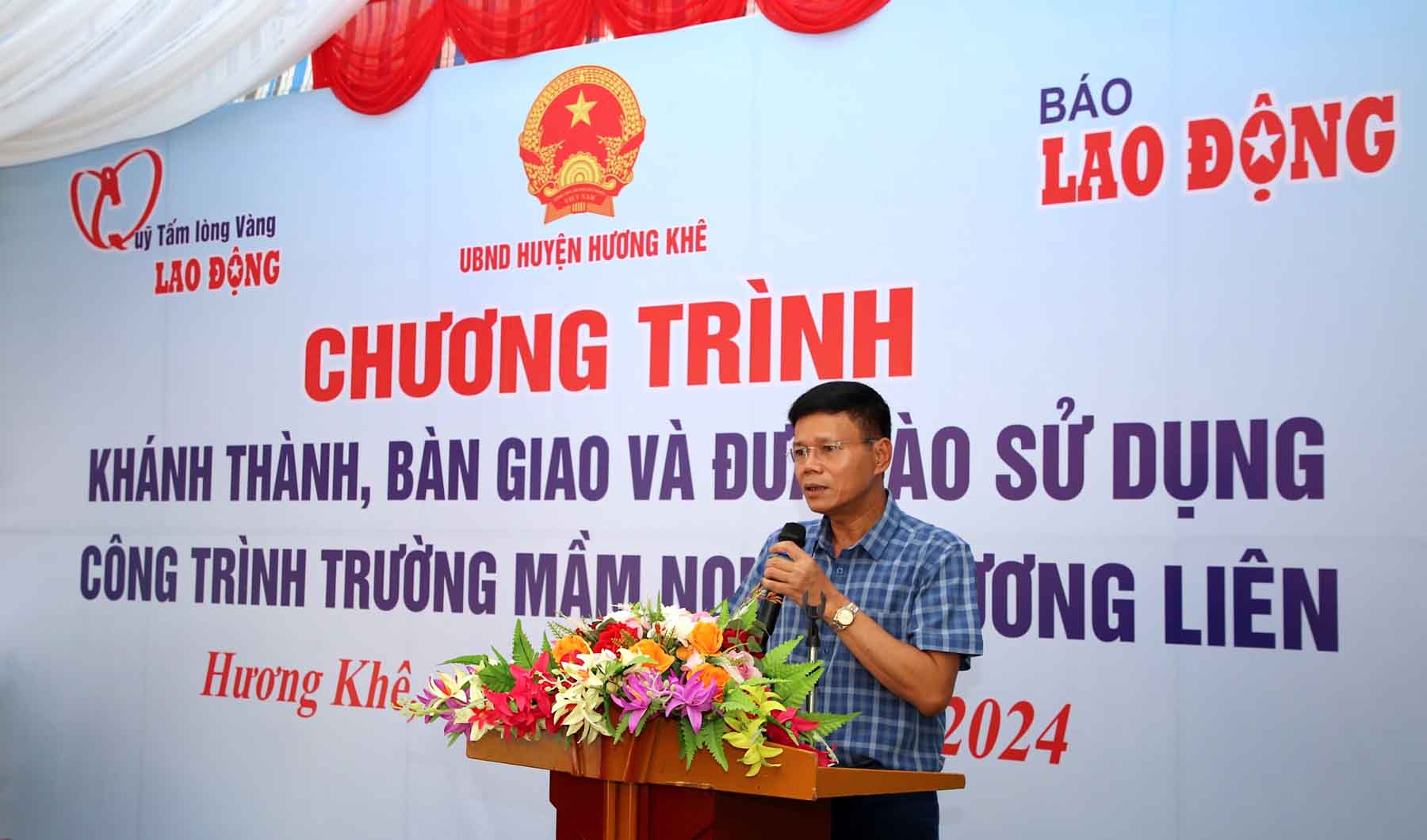 Ông Nguyễn Ngọc Hiển - Ủy viên Đoàn Chủ tịch Tổng LĐLĐ Việt Nam, Tổng Biên tập Báo Lao Động, Giám đốc Quỹ Tấm Lòng Vàng Lao Động phát biểu. Ảnh: Công Sáng. 