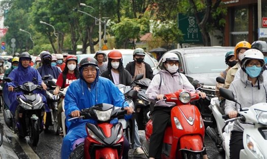 Dự báo Nam Bộ thường có mưa vào chiều và đêm trong tuần tới. Ảnh: Anh Tú