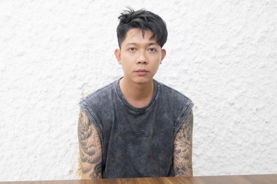 Đối tượng Đức bị khởi tố, bắt tạm giam về tội lừa đảo chiếm đoạt tài sản. Ảnh: Công an tỉnh Hà Tĩnh.