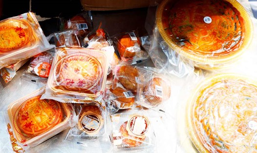 Thu giữ 7.000 bánh trung thu không rõ nguồn gốc ở Quảng Ninh. Ảnh: Cổng TTĐT Móng Cái