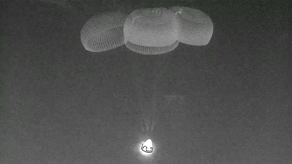 Tàu vũ trụ SpaceX trở về Trái đất ngày 15.9. Nguồn: SpaceX