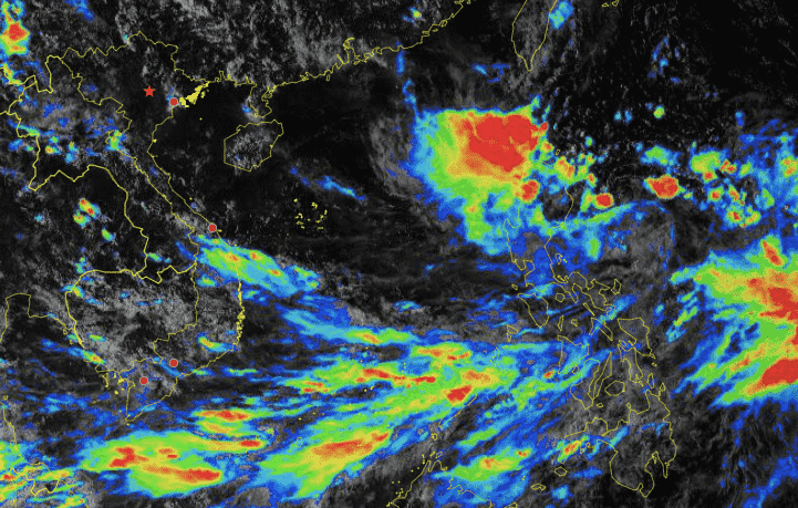 Áp thấp nhiệt đới dự báo có thể mạnh thành bão trong 48 giờ tới. Trên đây là cập nhật ảnh mây vệ tinh hồi 14h20 ngày 16.9. Ảnh: Trung tâm Dự báo Khí tượng Thủy văn Quốc gia