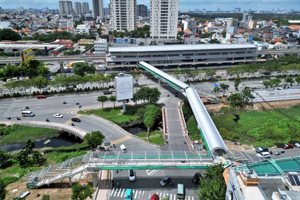 Cách ga Thảo Điền 1,2 km