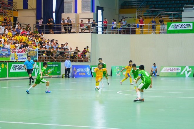 Đội U11 Sông Lam Nghệ An bị cấm thi đấu 2 năm liên quan đến nghi án gian lận tuổi cầu thủ. Ảnh: VFF