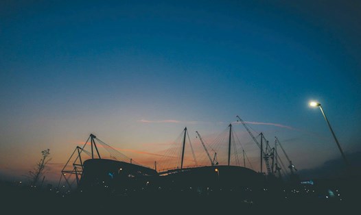 Liệu Etihad có bị bao phủ bởi màu đen trong thời gian tới?  Ảnh: MC