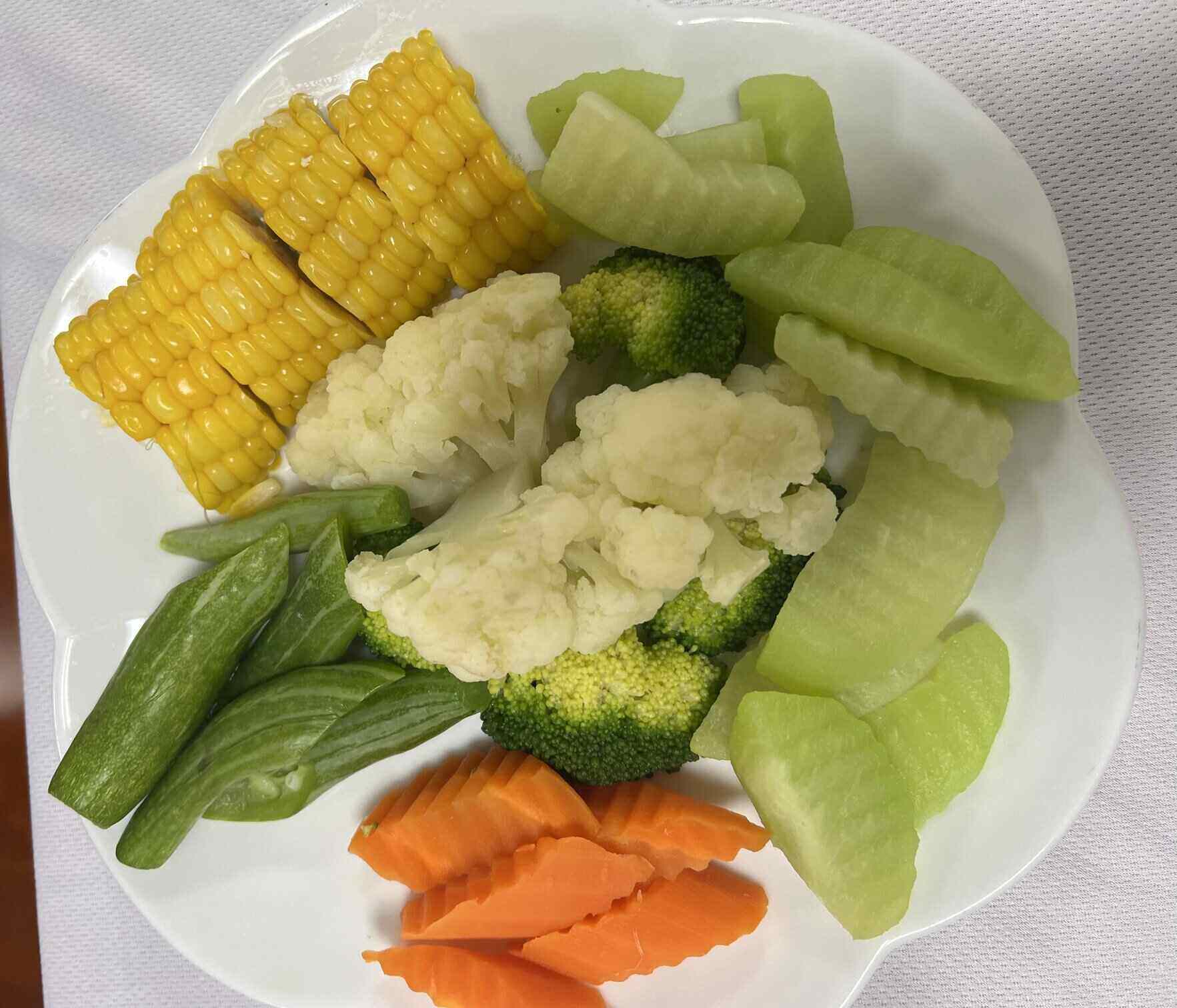 Thải độc ruột bằng cách bổ sung chất xơ vào bữa ăn hàng ngày. Ảnh: Kiều Vũ