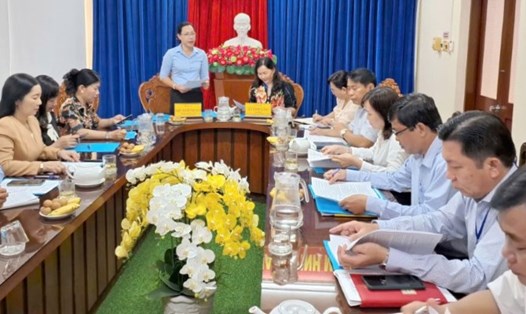 Giám sát của HĐND tỉnh Bạc Liêu cho thấy có rất nhiều gia đình người có công có nhu cầu sửa chữa, xây mới nhà ở. Ảnh: Nhật Hồ