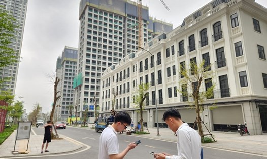 Giá chung cư tăng nhưng người quan tâm, đầu tư vẫn nhiều. Ảnh: Cao Nguyên.