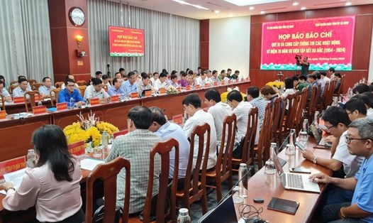 UBND tỉnh Cà Mau họp báo quý III/2024 cung cấp thông tin về các hoạt động. Ảnh: Nhật Hồ