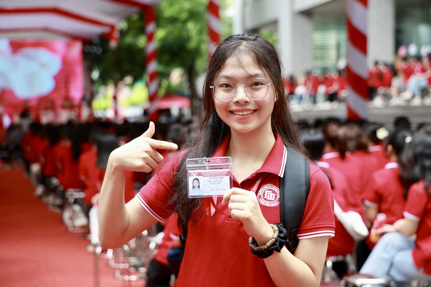 Ban Minh Thu chia se: “Tro thanh sinh vien dai hoc ngoai thuong la niem tu hao lon lao, se co gang het minh de co nhung khoang thoi gian that y nghia“.