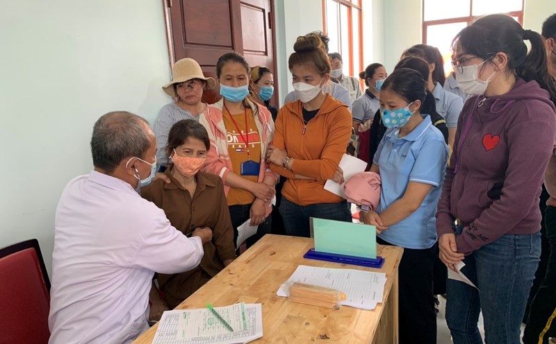 Quang Ngai is in need of attracting human resources for the medical sector to better meet the needs of medical examination and treatment. Photo: Vien Nguyen