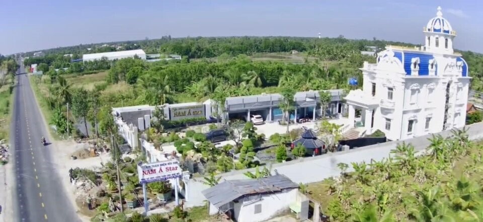 Ông Hồ An Tập đã làm các bước thủ tục để chuyển đổi đất nuôi trồng thủy sản sang đất ở cho "biệt thự đẹp nhất Cà Mau". Ảnh: Nhật Hồ