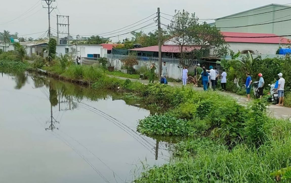 Hiện trường vụ việc nam thanh niên sinh năm 2000 bị điện giật tử vong khi đi câu cá ở huyện Kiến Xương, tỉnh Thái Bình. Ảnh: Người dân cung cấp