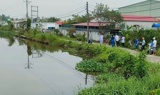 Hiện trường vụ việc nam thanh niên sinh năm 2000 bị điện giật tử vong khi đi câu cá ở huyện Kiến Xương, tỉnh Thái Bình. Ảnh: Người dân cung cấp